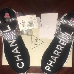 Pharrell Chanel HUMAN RACE MMD
